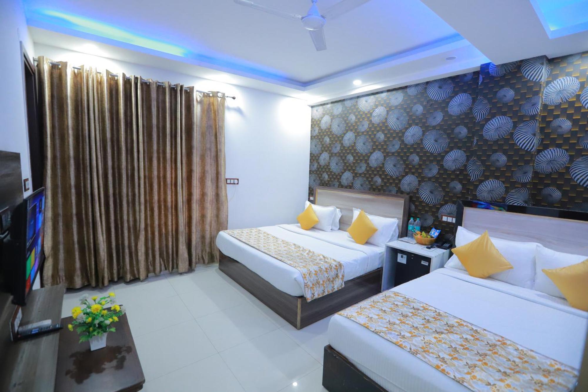 Oaks Inn Plaza Delhi Airport Nové Dillí Exteriér fotografie